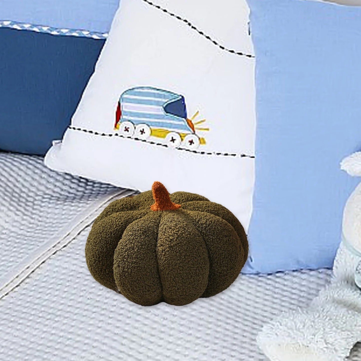 Pumpkin Throw Pillows, Soft Sherpa Pumpkin Pillows Plush Toy, Halloween Fall Pillow Cute 3D Pumpkin-Shaped Plush Cushion, Fall Decorative Fluffy Throw Pillow Cushion (Black, 7.9In)