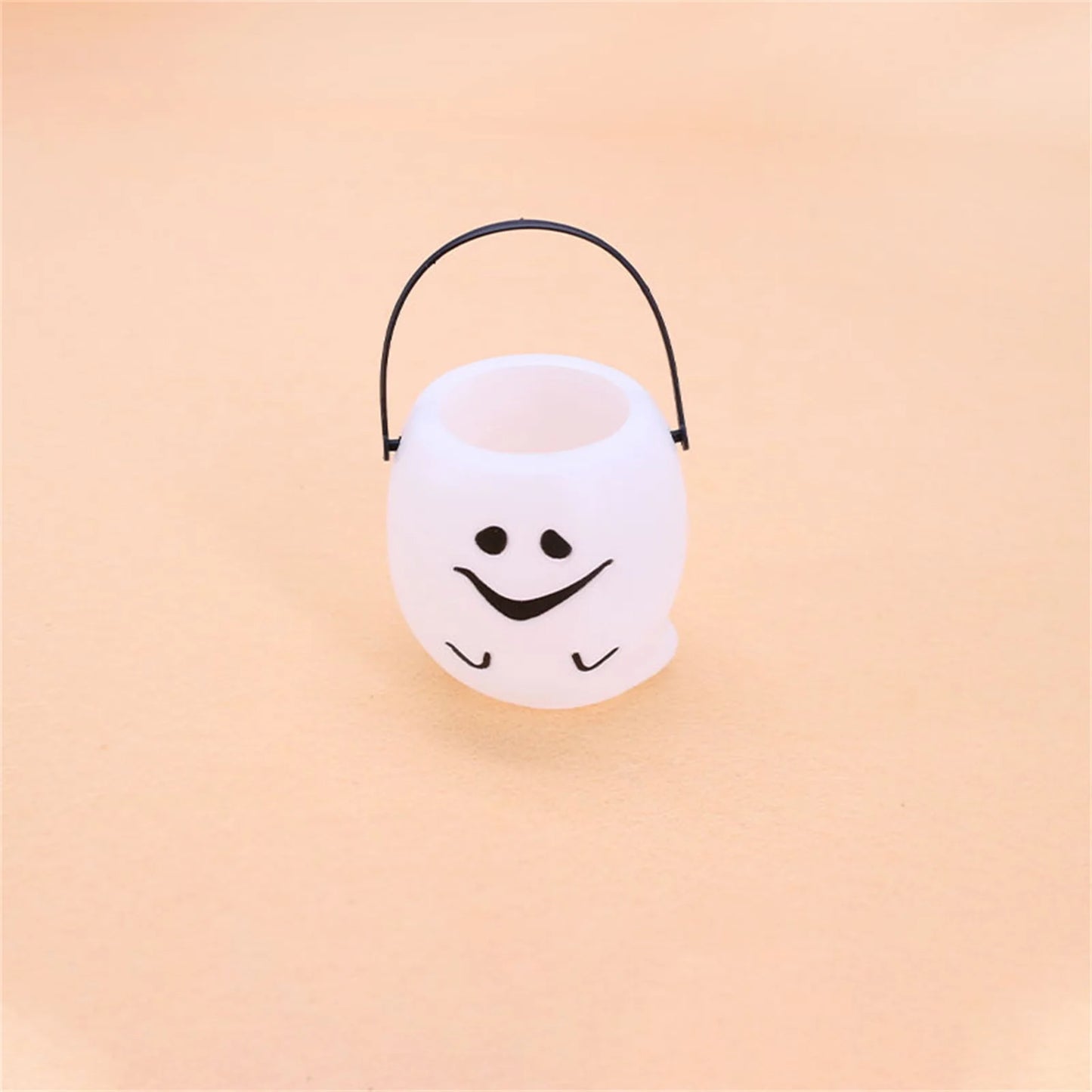 Handheld Pumpkin Halloween Candy Bucket,Halloween Pumpkin Bucket, Pumpkin Candy Bucket Plastic Lantern Bucket for Halloween Party Decorations Party Favors Purple